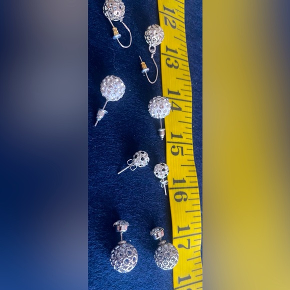 Fashion  Silver classic ball earrings for Women - Picture 2 of 2